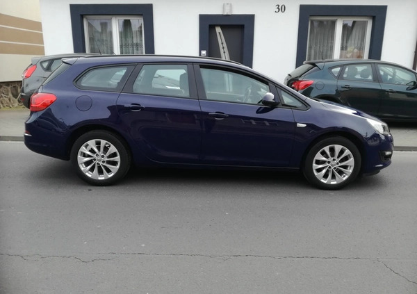 Opel Astra cena 37400 przebieg: 111729, rok produkcji 2016 z Karlino małe 92